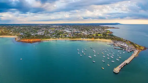Mornington Peninsula Tour inc chairlift,beach boxes,lunch,choc tasting and more