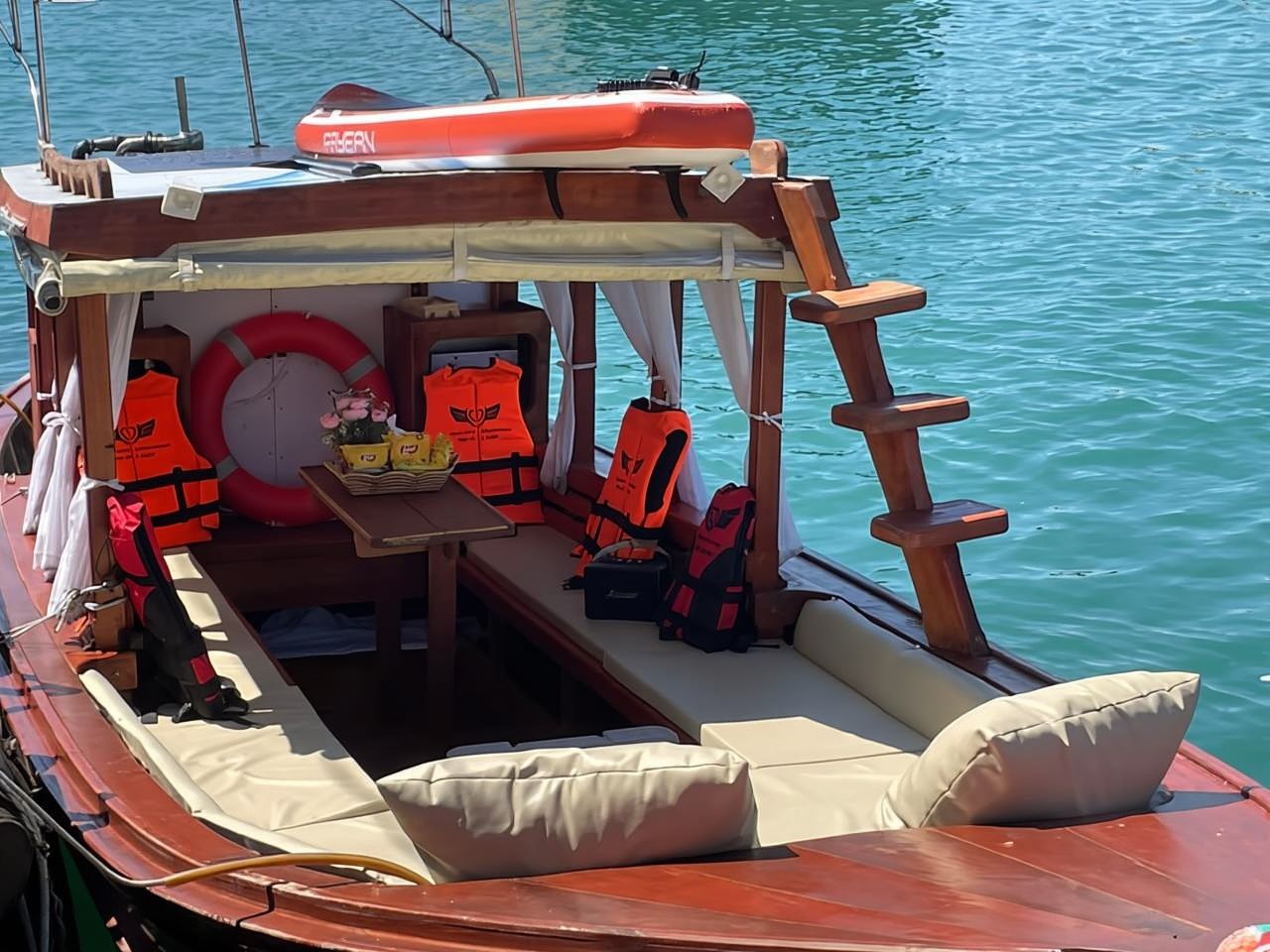 ภูเก็ต: ทัวร์เกาะปะการังครึ่งวันเรือหางยาวสุดหรู