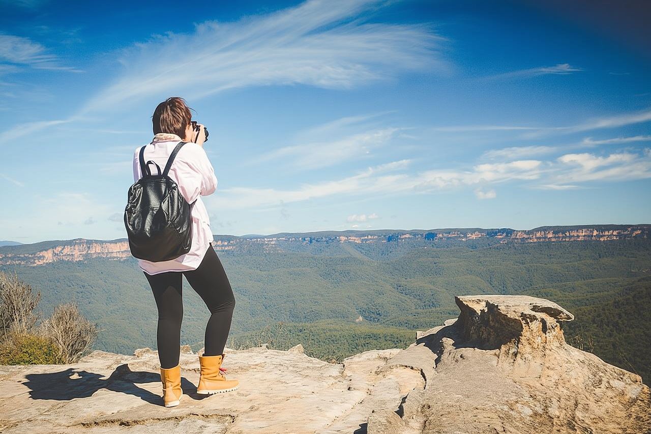 Blue Mountains Day Tour With Bushwalks, Waterfalls & Featherdale