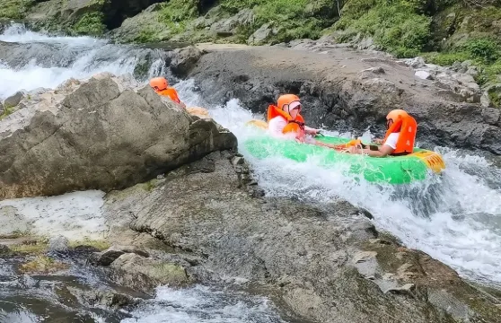 【漂流-親子-休閒-運動-購物-營火晚會】神農壇+漂流