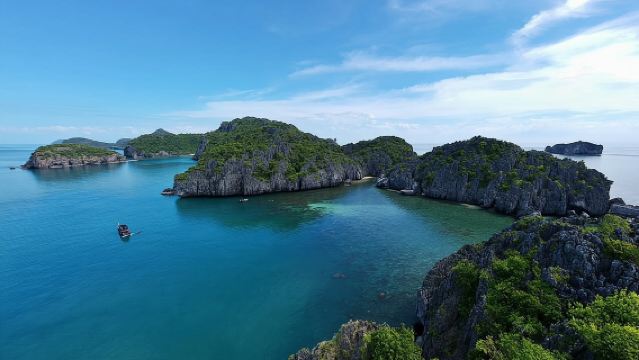 Ang Thong National Marine Park Tour by Big Boat from Koh Samui