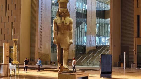 Visite guidée privée des pyramides de Gizeh, du Sphinx et du Grand Musée égyptien