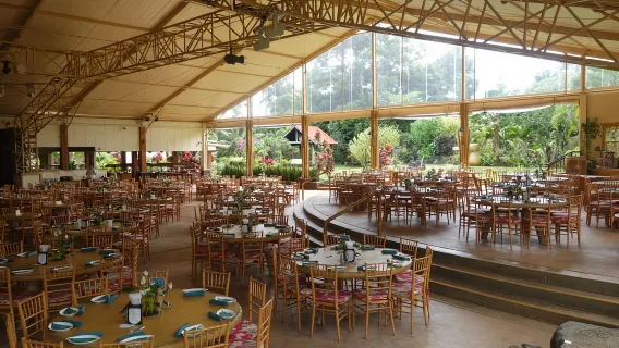 Kauai: Luau Kalamaku – Elevated Seating, Dinner & Show