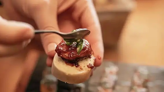 น้ำตกอิเกซู: ประสบการณ์แบบอาร์เจนตินาพร้อมอาหารค่ำแบบอินเทอร์แอคทีฟ