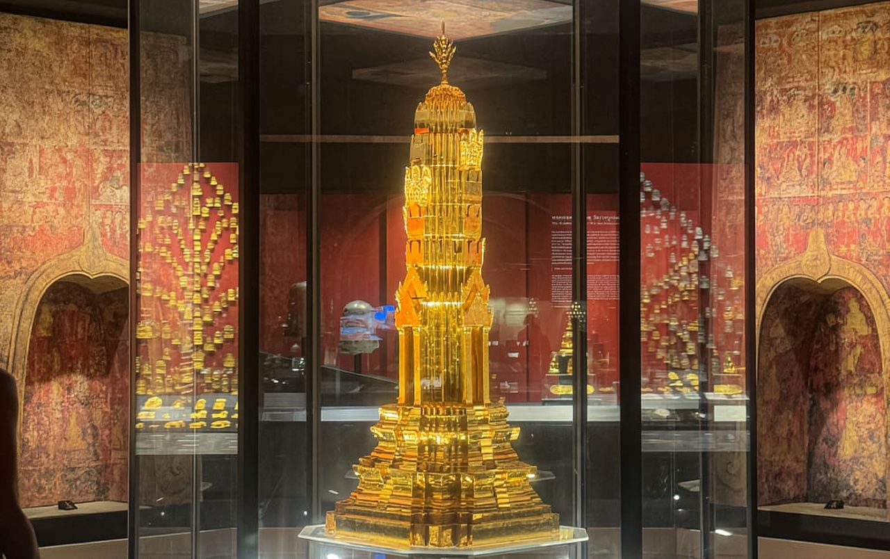 아유타야: 고급 버스-식당에서 즐기는 유네스코 문화유산 투어