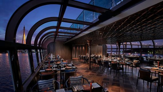 กรุงเทพฯ: ล่องเรือสำราญ Saffron พร้อมอาหารเย็นชมแม่น้ำเจ้าพระยา