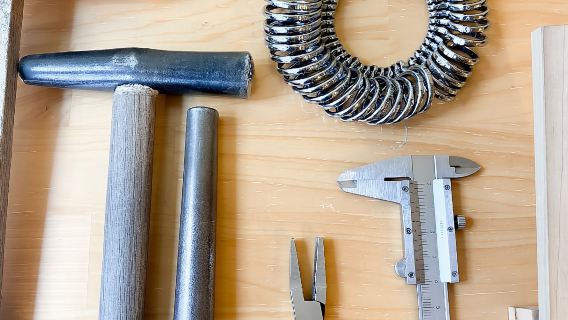 大阪　アカネス大阪