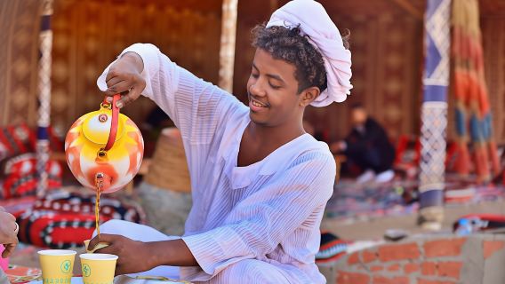 Coucher de soleil dans le désert avec observation des étoiles et dîner bédouin à Marsa Alam