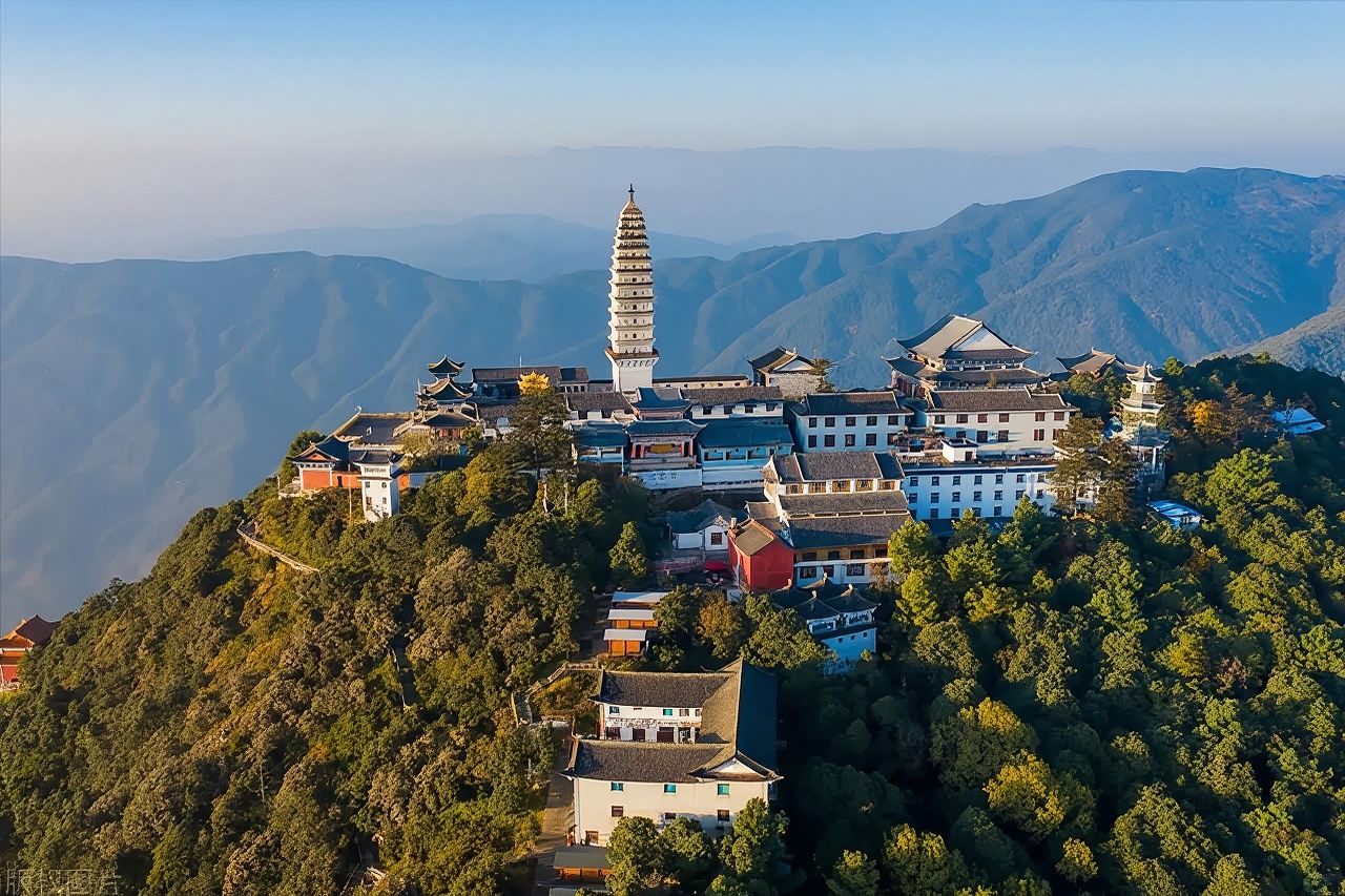 大理雞足山一日遊：門票+索道+觀光車+純玩無購物