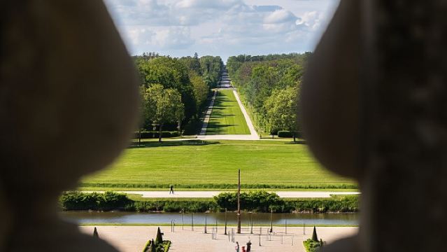 Loire Valley Day Tour: E-bike tour to Chambord FROM AMBOISE