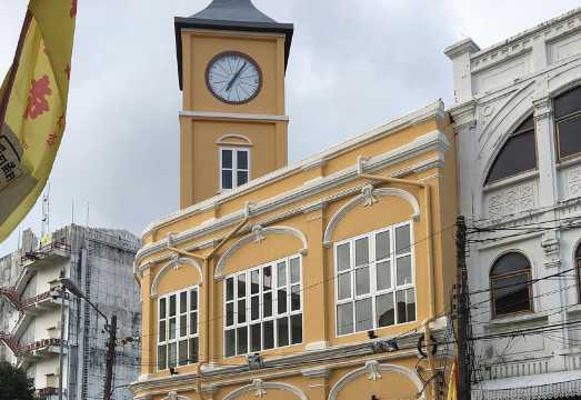 Phuket Full Day City tour & Lunch & Tiger Park