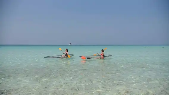 芭達雅島嶼之旅附無人機拍攝自然海灘照片