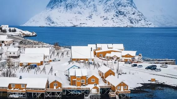聖誕村+聖誕長者郵局+奧斯陸峽灣+阿克胡斯城堡（十小時包車）