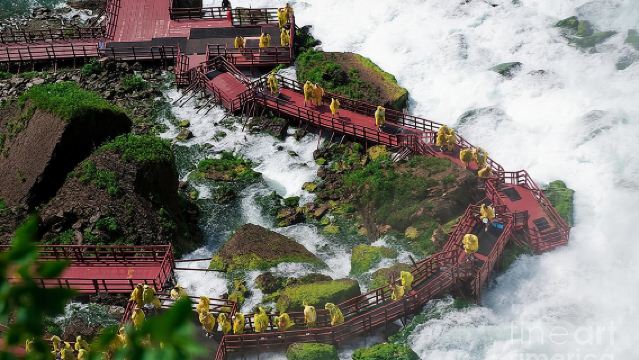 Niagara Falls USA: Maid of the Mist & Cave Adventure