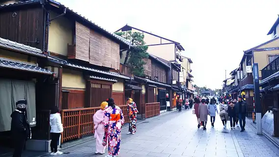 One-Day Walking Tour: Enjoy Kyoto to the Fullest