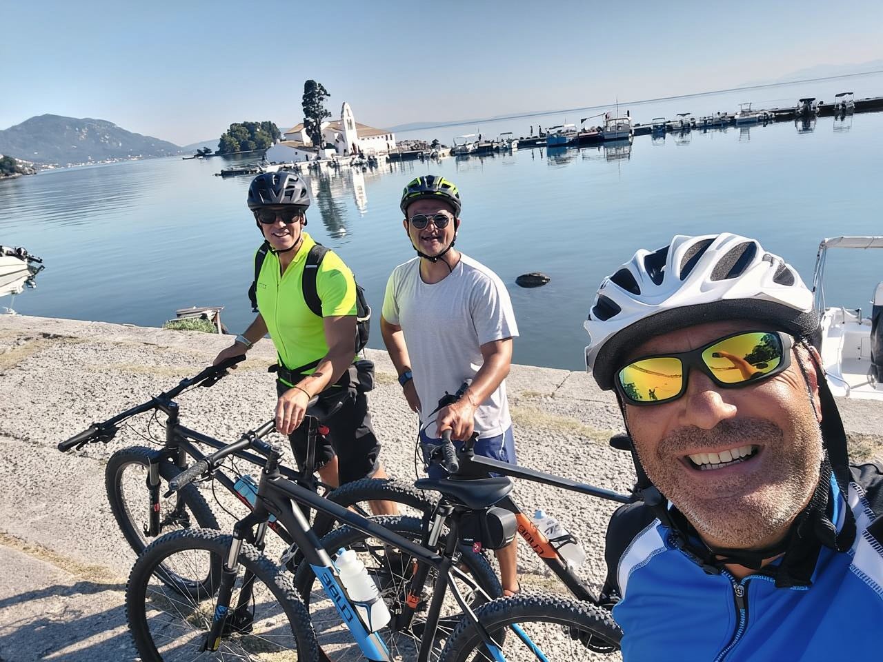 Corfu: Old Town Cycle Tour-History,Flavours & Narrow Alleys!