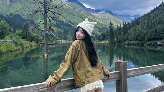 Chengdu Departure Private Tour with Driver: Dujiangyan + Mount Siguniang (Customizable Itinerary)