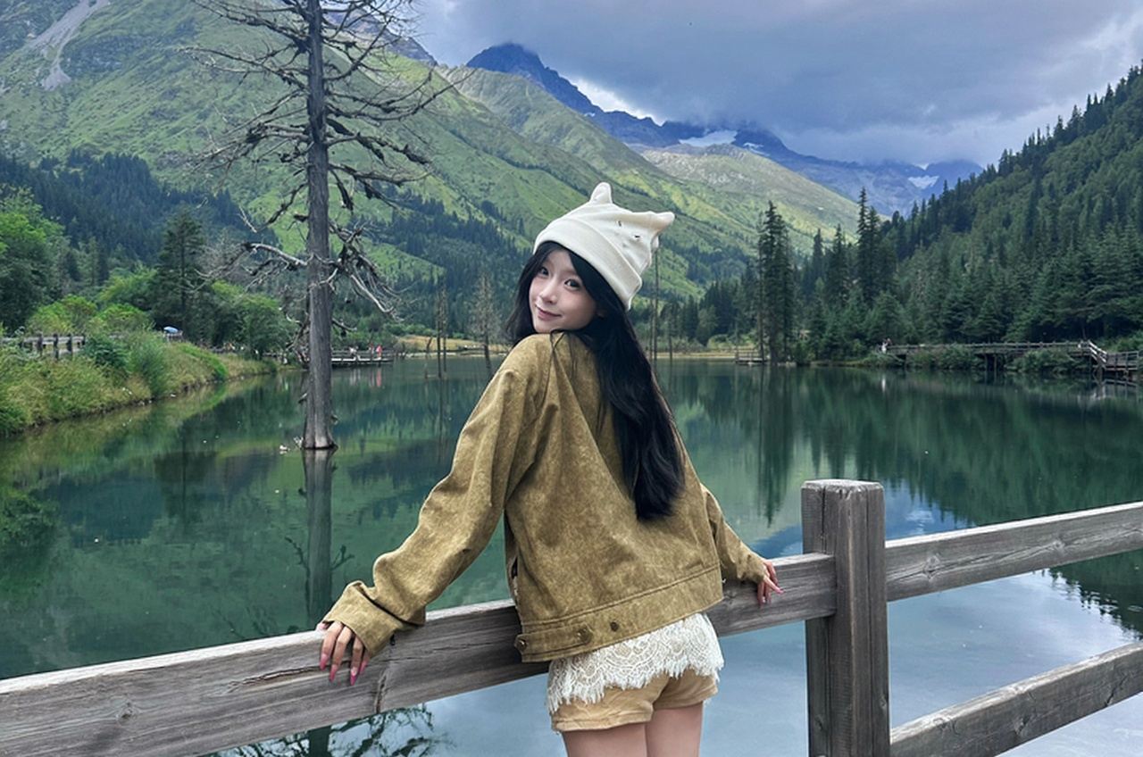 Chengdu Departure Private Tour with Driver: Dujiangyan + Mount Siguniang (Customizable Itinerary)