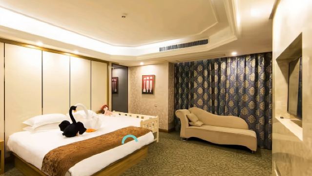 安吉四季宇誠精品飯店住宿1晚+江南天池滑雪+江南天池溫泉