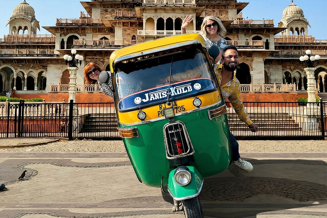 Visite de Jaipur en tuk-tuk avec vue sur le coucher de soleil au Temple des Singes