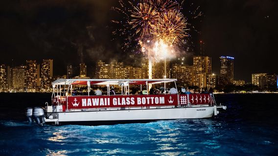 Oahu: Waikiki Friday Night Fireworks Cruise