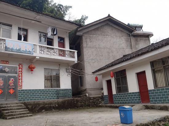 Others 5, Yinjie Inn, Zhangjiajie