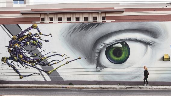 Promenade artistique de rue à Athènes