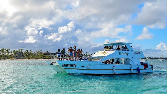 Fiesta en barco en Punta Cana con barra libre (solo para adultos)