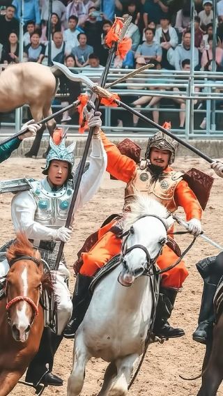 Shanghai departure - Wuxi private charter 1-day tour: Three Kingdoms Town + Lingshan Buddhist Scenic Spot