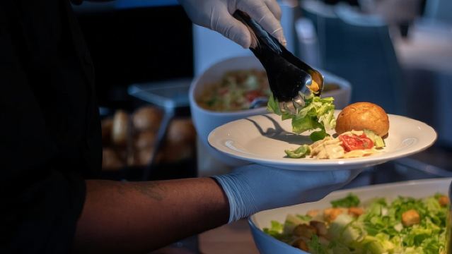 City Cruises Baltimore: Signature Dinner Cruise