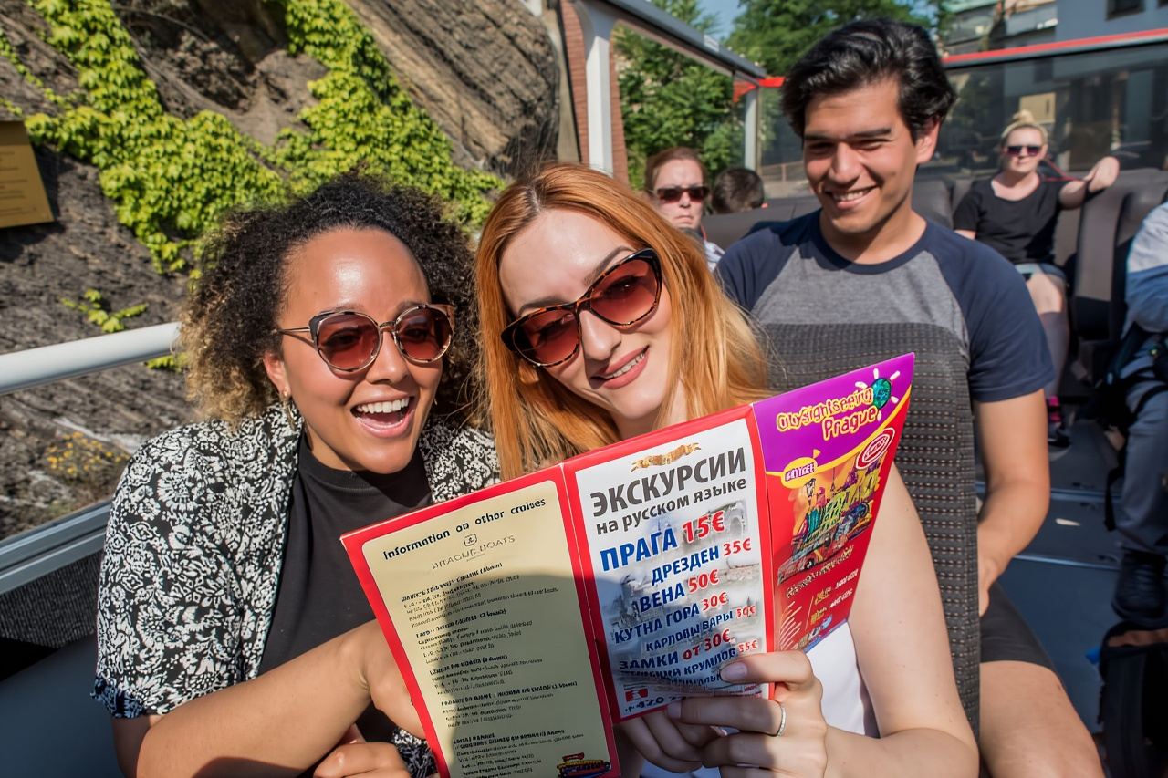 City Sightseeing Prague HOHO Bus, Castle Tour + River Cruise