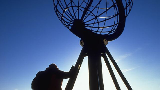 Honningsvåg: Tour Mùa Hè Đến Mũi Bắc với Thăm Gia Đình Người Sami