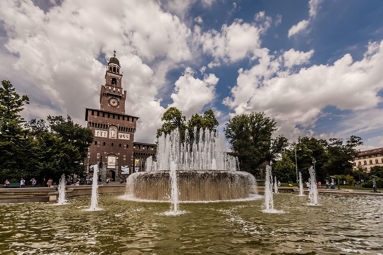 Milan: City Highlights Walking Tour with The Last Supper