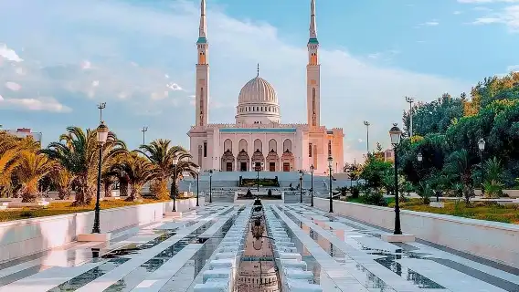 "Best of Constantine City" โดย Fancyellow