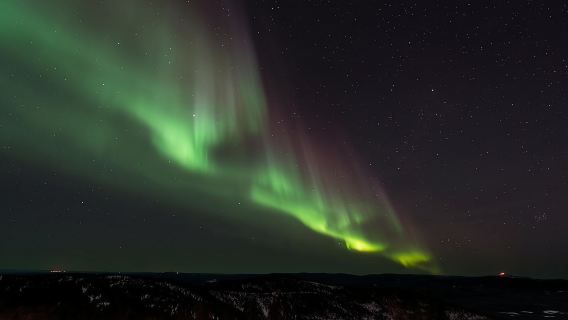 Tromsø: Chasing the Northern Lights with a Chinese and English-speaking Small Group