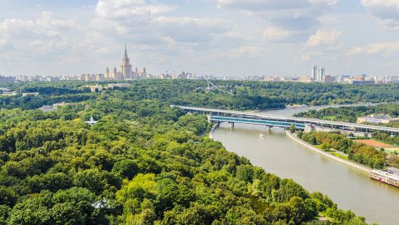 俄羅斯莫斯科麻雀山+莫斯科大學+莫斯科國立大馬戲團一日遊