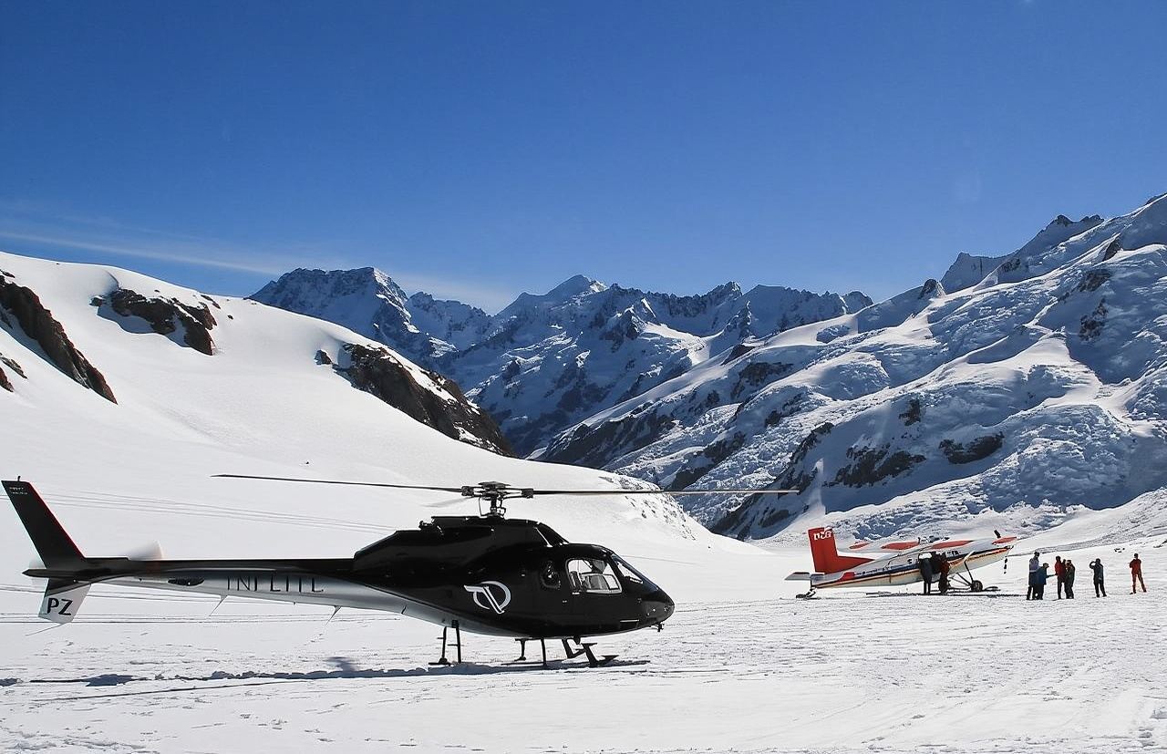 Tasman Aoraki / Mount Cook Helicopter Experience (Includes 25-min Scenic Flight with Snow or Alpine Landing)