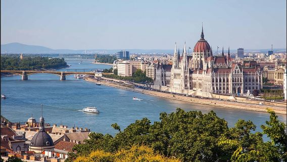 ทัวร์ 1 วัน สะพานเชน แม่น้ำดานูบ และมหาวิหารเซนต์สตีเฟนส์ในบูดาเปสต์ ประเทศฮังการี