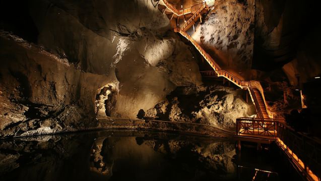 Wieliczka Salt Mine ticket and guided tour from Krakow
