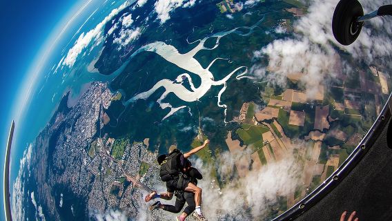 Skydive Cairns Parachuting Half Day Tour Australia