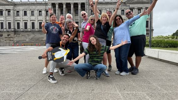 Sorotan Montevideo: Lawatan Bandar Berkongsi untuk Penumpang Pelayaran