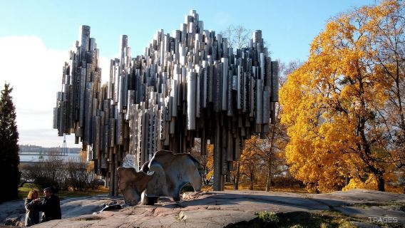芬蘭+赫爾辛基+芬蘭堡+琥珀屋一日遊/行程可調-中文專車
