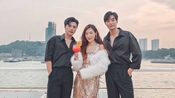 Karnaval Oriental Pattaya Hai Tian Sheng Yan prasmanan model pria pertunjukan