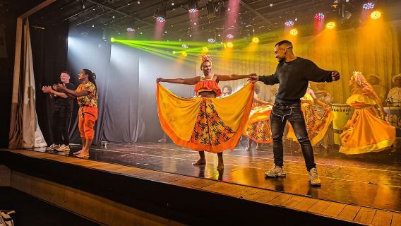 Ginga Tropical Show - Brazilian Rhythms