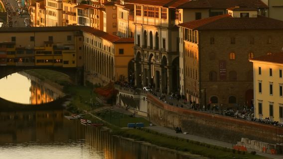 義大利佛羅倫斯斯特羅齊宮＋老橋【中文專車－舒適純淨】