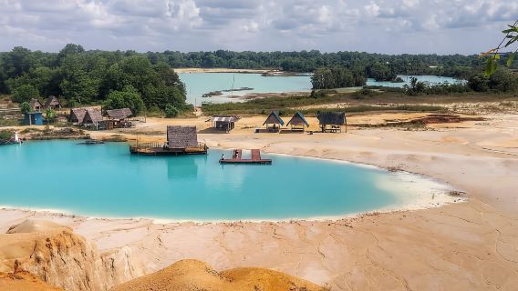 Teluk Sebong: Bintan Desert and Blue Lake Trip