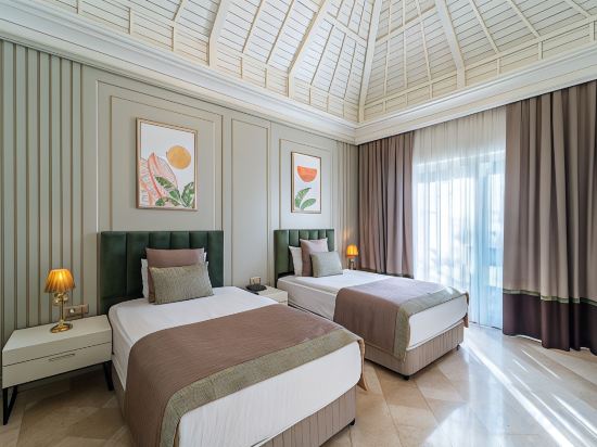 IC Hotels Residence - All inclusive - Tap to explore photos