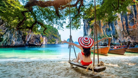 Krabi Hong Island Tour: Charter Private Long-tail Boat
