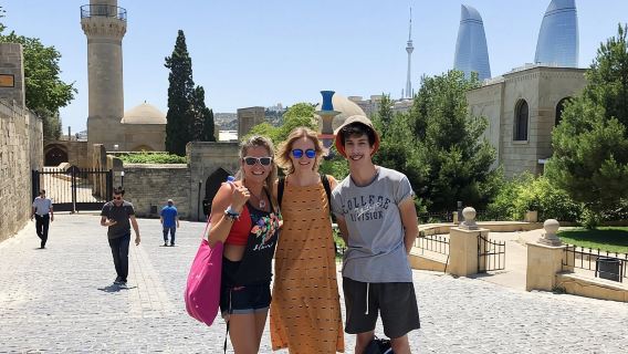 Excursión turística de medio día por la ciudad de Bakú