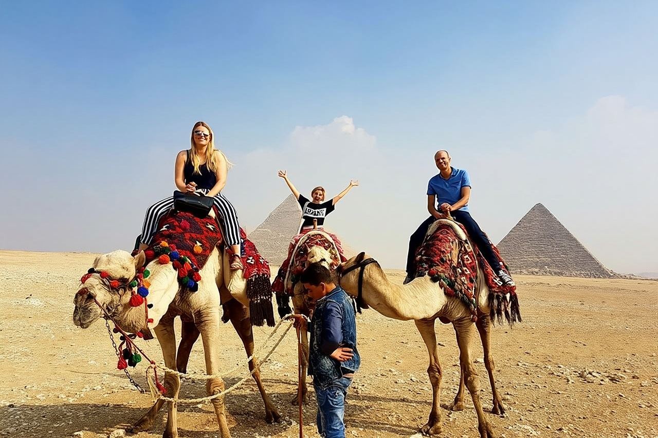 Private Tour Giza Pyramids,Sphinx, Sakkara ,Dahshur Pyramids,Lunch and Camel 